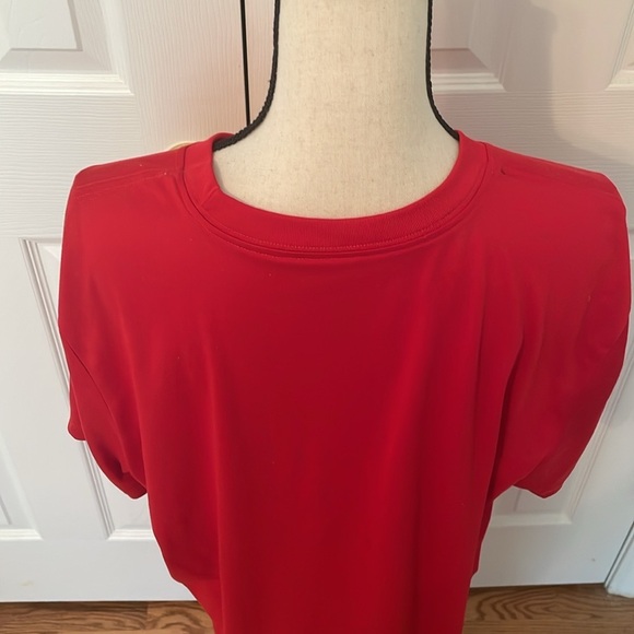 Nike Red Atlanta Braves Dri Fit T-Shirt Polyester Wicking EUC Men’s XL Short - Picture 5 of 10